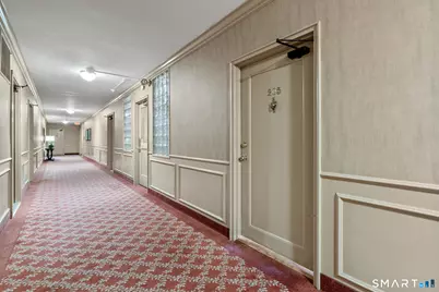 869 Farmington Avenue #205, West Hartford, CT 06119 - Photo 8