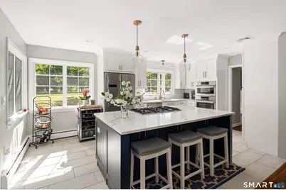 121 Thornwood Road, Stamford, CT 06903 - Photo 6