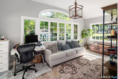 121 Thornwood Road, Stamford, CT 06903 - Photo 12