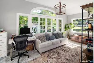 121 Thornwood Rd, Stamford, CT 06903 - Photo 12