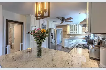 93 Fairview Avenue, West Haven, CT 06516 - Photo 14