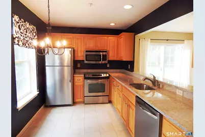 629 Danbury Road #40, Ridgefield, CT 06877 - Photo 4