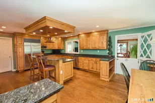 345 Rock House Rd, Easton, CT 06612 - Photo 8