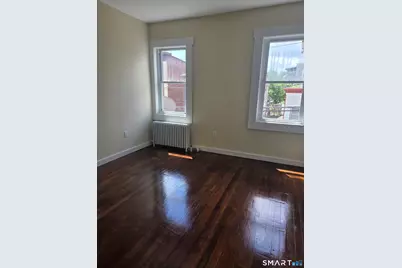 37 Rose Park Avenue, Stamford, CT 06902 - Photo 6
