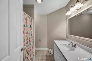 193 Scarborough Ln, Middletown, CT 06457 - Photo 34