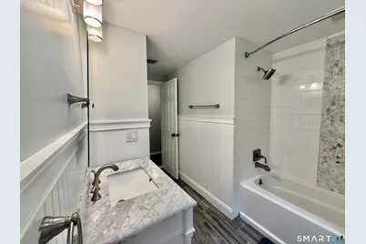 32 Cullen Avenue, West Haven, CT 06516 - Photo 18