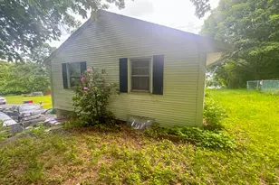 140 Bailey Ave, Meriden, CT 06451 - Photo 8