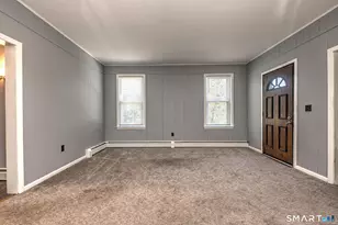 90 N Turnpike Rd, Wallingford, CT 06492 - Photo 10