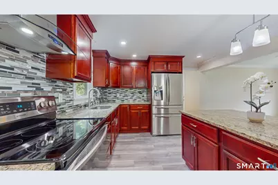 40 Union St Extension, Enfield, CT 06082 - Photo 6