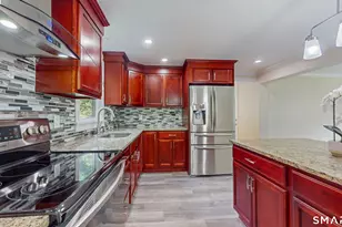 40 Union St Ext, Enfield, CT 06082 - Photo 6
