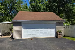 156 Federal St, West Hartford, CT 06110 - Photo 2