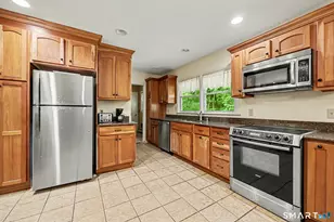 5 Green Hill Rd, Norwalk, CT 06850 - Photo 10