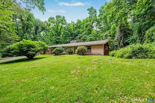 5 Green Hill Rd, Norwalk, CT 06850 - Photo 4