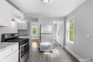 165 Starr St, New Haven, CT 06511 - Photo 2