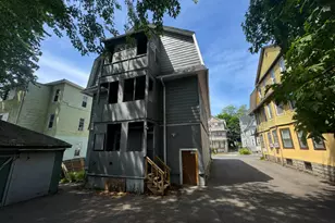 142 Adams St, Hartford, CT 06112 - Photo 14