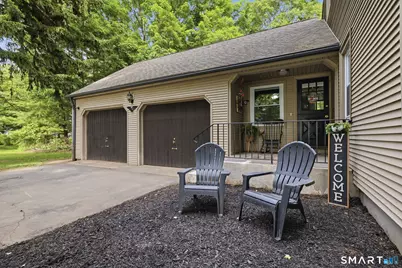 2157 Chamberlain Highway, Berlin, CT 06037 - Photo 4