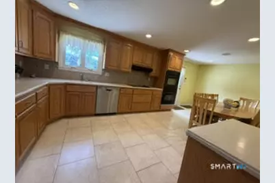 61 Bluebird Lane, Berlin, CT 06037 - Photo 6