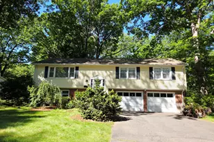 25 Sylvia Ln, Windsor, CT 06095 - Photo 2