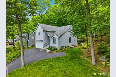 30 Yorkshire Drive, Waterford, CT 06385 - Photo 2