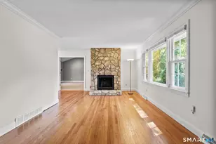 7 Winthrop Dr, Shelton, CT 06484 - Photo 4