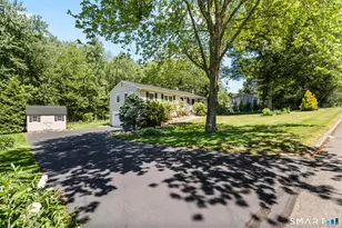 7 Winthrop Dr, Shelton, CT 06484 - Photo 2
