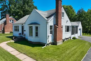 564 Willard Ave, Newington, CT 06111 - Photo 2