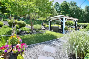25 Block Farm Rd, Monroe, CT 06468 - Photo 30