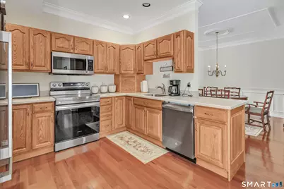182 Summerfield Gardens #182, Shelton, CT 06484 - Photo 14