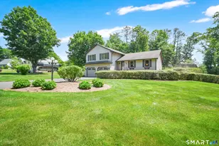 96 Woods Hollow Rd, Suffield, CT 06093 - Photo 2
