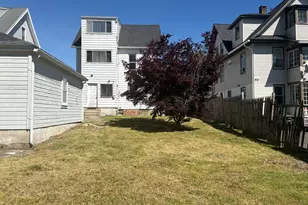 231 Goddard Ave, Bridgeport, CT 06610 - Photo 14