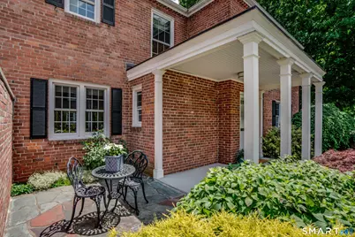 1040 Farmington Avenue #5, West Hartford, CT 06107 - Photo 2