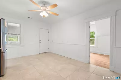 132 Bunker Hill Avenue #3, Waterbury, CT 06708 - Photo 4