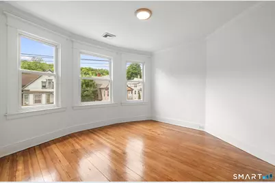 132 Bunker Hill Avenue #3, Waterbury, CT 06708 - Photo 6