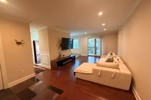 10 Scuppo Rd, Danbury, CT 06811 - Photo 2