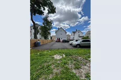 82 Bushnell Street, Hartford, CT 06114 - Photo 2