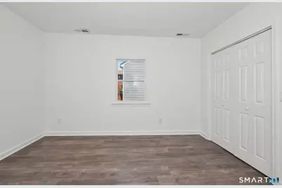 30 Dora Street, Stamford, CT 06902 - Photo 18
