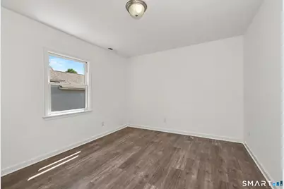 30 Dora Street, Stamford, CT 06902 - Photo 14