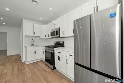 30 Dora Street, Stamford, CT 06902 - Photo 8