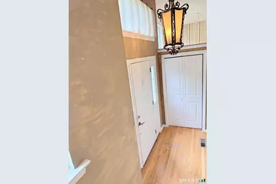 25 Meg Way, Windsor Locks, CT 06096 - Photo 10