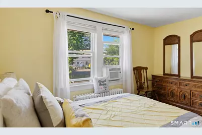35 Faucett Street, Stamford, CT 06906 - Photo 10