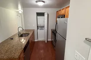 300 Broad St, Stamford, CT 06902 - Photo 30