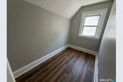 116 Hastings Street, Bridgeport, CT 06610 - Photo 12