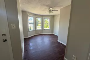 116 Hastings St, Bridgeport, CT 06610 - Photo 6