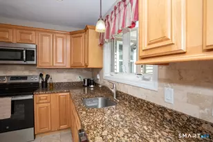 154 Meeting House Hill Rd, Durham, CT 06422 - Photo 10