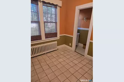 197 Ridgefield Street, Hartford, CT 06112 - Photo 14