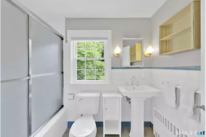 23 Francis Avenue, Newington, CT 06111 - Photo 28