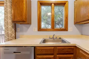 22 Windwood Dr, Windsor Locks, CT 06096 - Photo 32