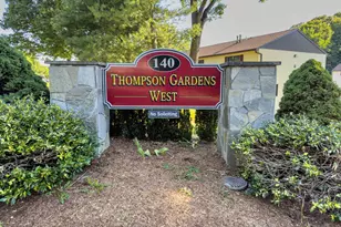 140 Thompson St, East Haven, CT 06513 - Photo 2