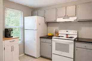 63 Heather Ridge, Shelton, CT 06484 - Photo 4