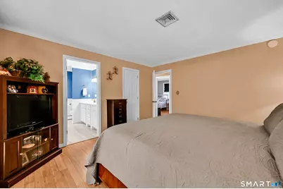 93 Court Street, Cromwell, CT 06416 - Photo 14